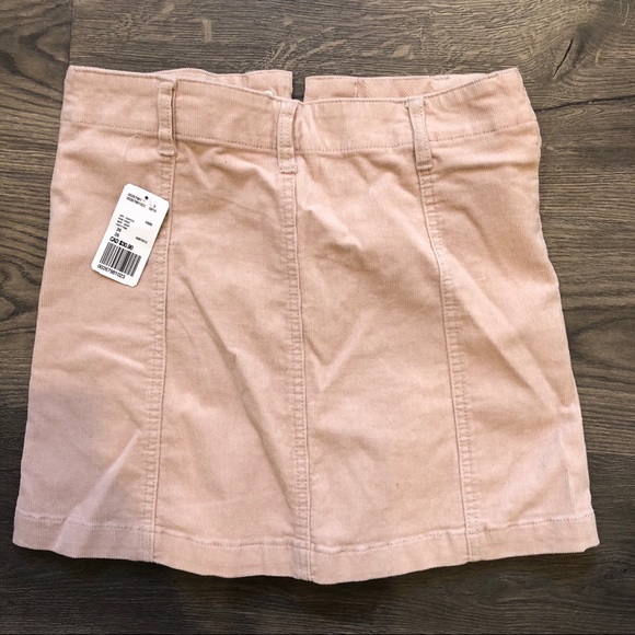 Pink corduroy skirt - Picture 2 of 4